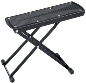 Wozu braucht man eine Gitarrenfußbank?