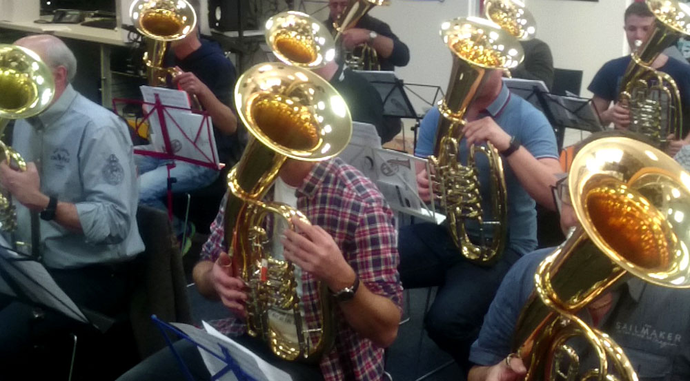 Bariton- und Tenorhornworkshop mit Berthold Schick im Musikhaus Kirstein. Bariton- und Tenorhornworkshop mit Berthold Schick im Musikhaus Kirstein.