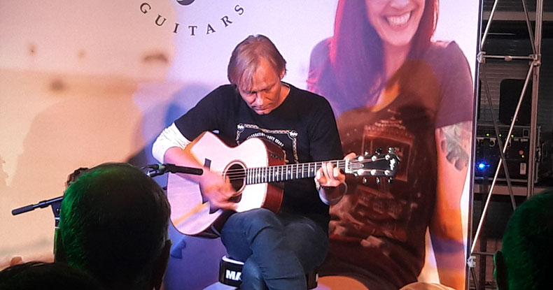 Taylor Road Show 2017 im Musikhaus Kirstein mit Stephan Fuchs und Simon Tächl.