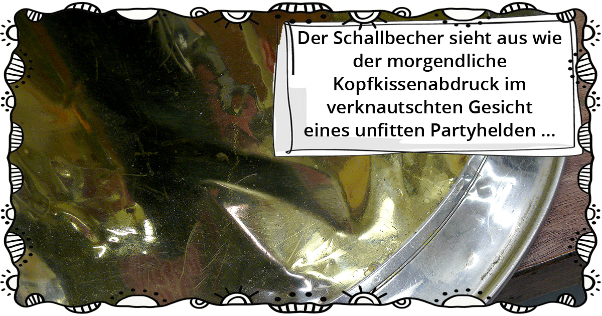 Tuba-Schallbecher mit Dellen.