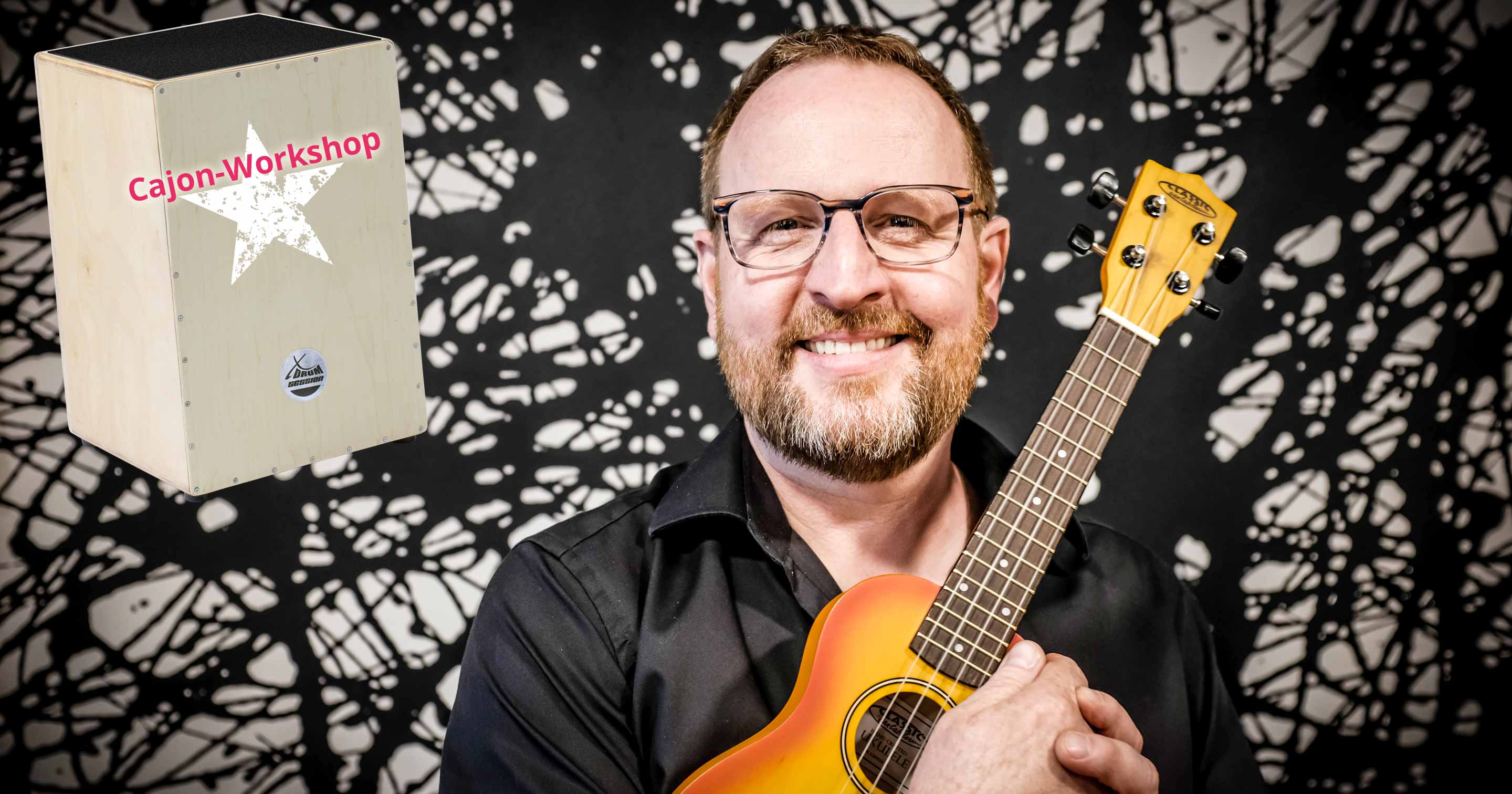 Stefan Beranek bietet im Musikhaus Kirstein einen kostenlosen Cajon-Workshop an.