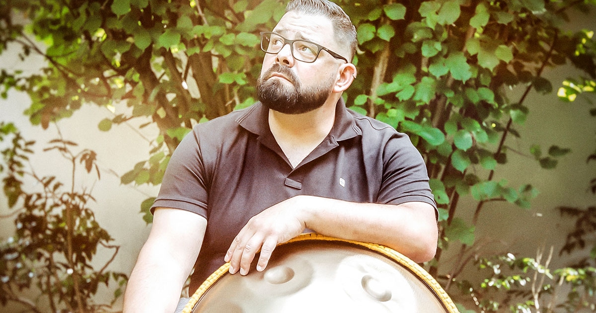 Enrique Gulin wird bei der MusiConnect 2022 einen tollen Handpan-Workshop für Anfänger geben.