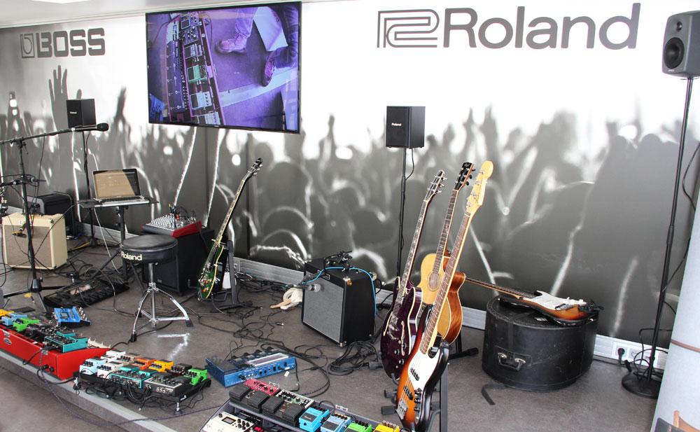 Roland Truck Bühne