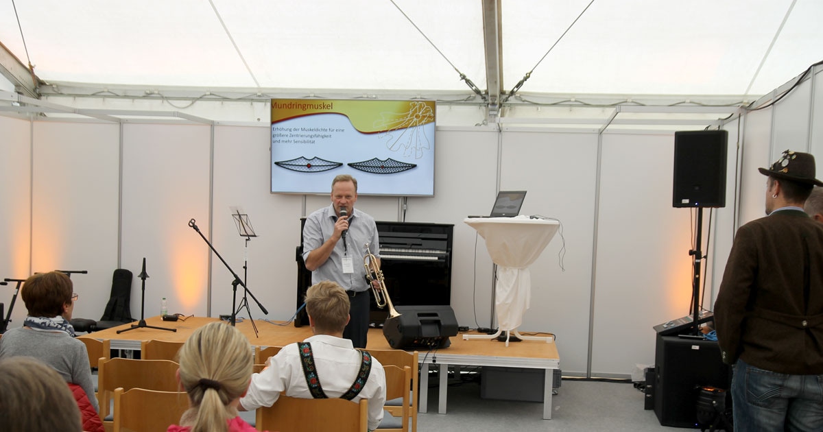 MusiConnect 2017: Workshops und Specials: Ansatztraining für Blechbläser.