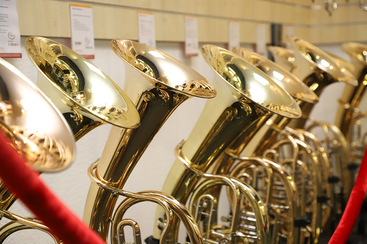 Blechblasinstrumente im Musikhaus Kirstein