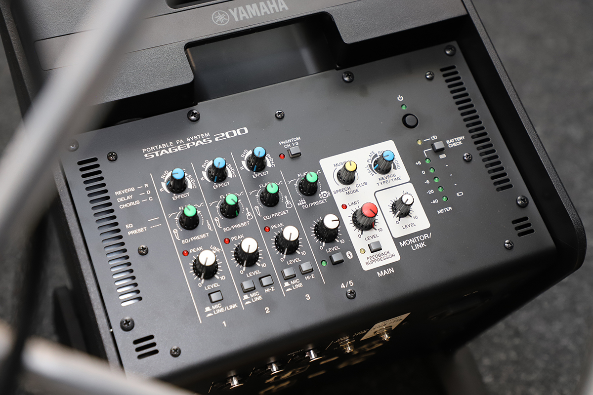 Portable PA der Marke Yamaha im Musikhaus Kirstein