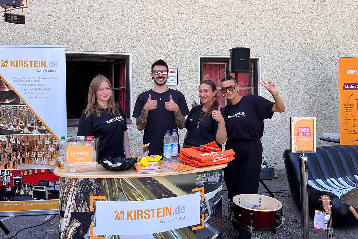 Teilnahme des Musikhaus Kirstein an der Jobmesse Weilheim 2024: Messestand von Musikhaus Kirstein