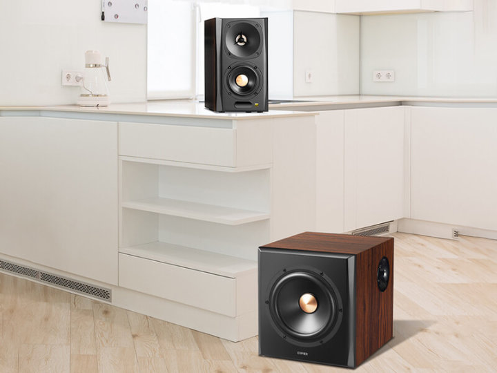 5,8 GHz kabelloser Subwoofer für kraftvollen Bass