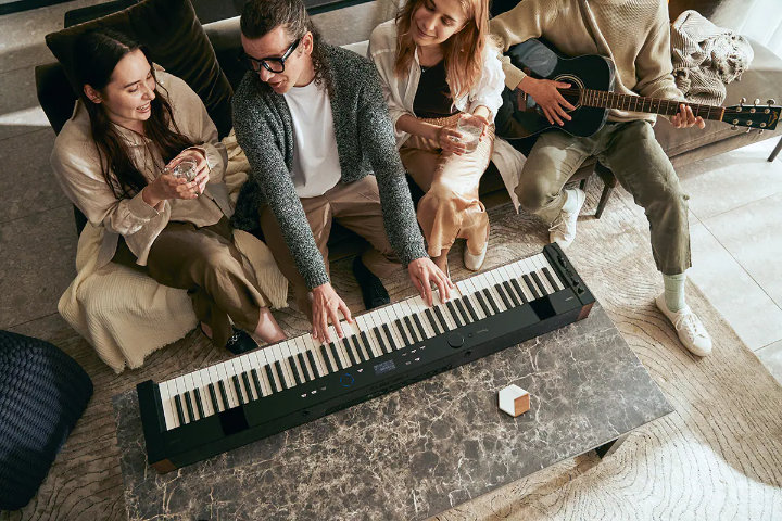 PX-S6000 con pianista