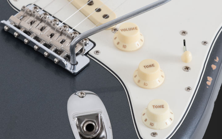 Relic trifft auf Closet-Classic-Hardware