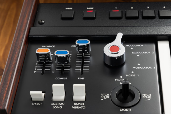 Synthesizer