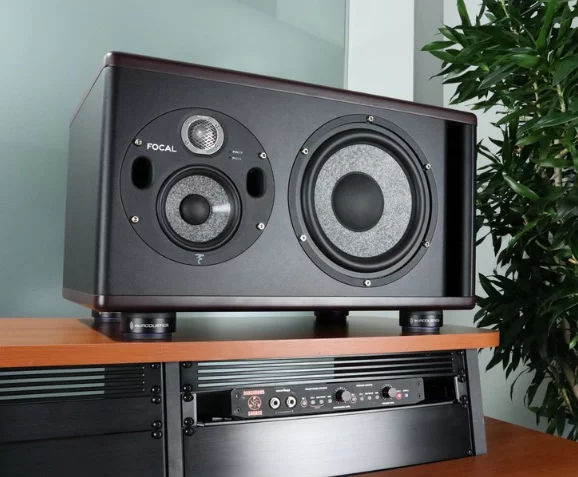 IsoAcoustics ISO-PUCK