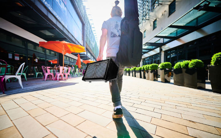 Trasporto Leggero E Suono Potente