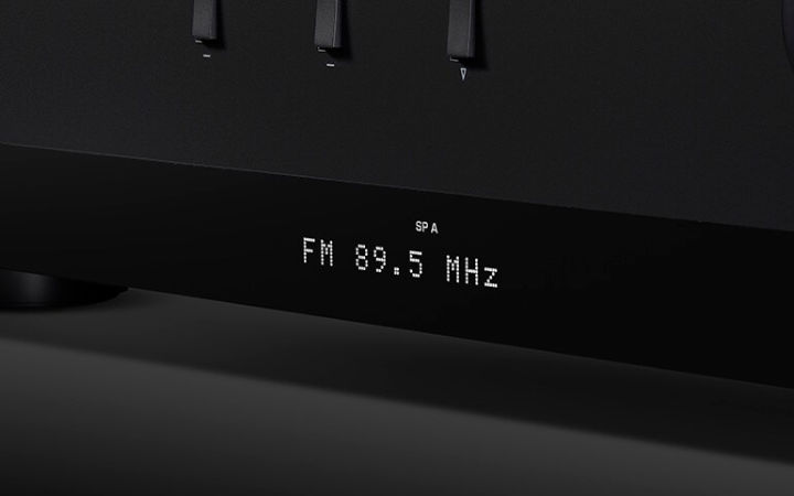 DAB+, FM and AM for versatile radio reception